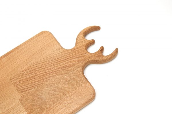 Deer-Shaped Oak Cutting & Serving Board - Image 5