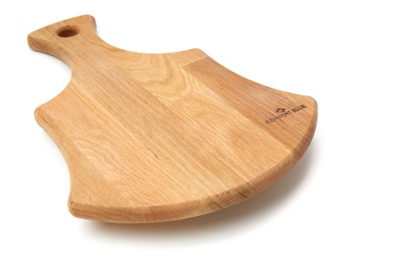 Axe-Shaped Oak Cutting Board - Image 5